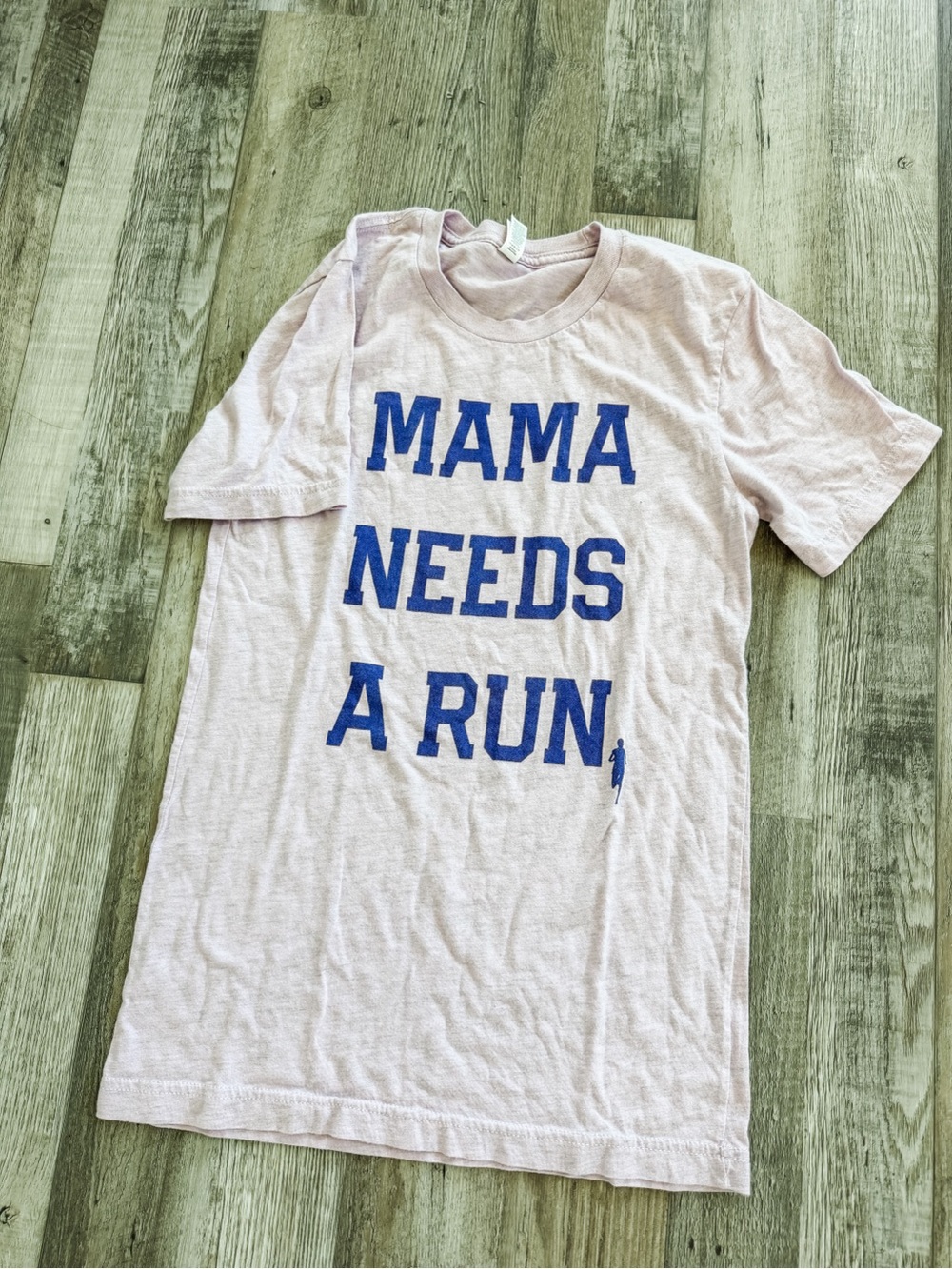XS Mama Needs A Run Graphic Tee - Light purple with purple Print
